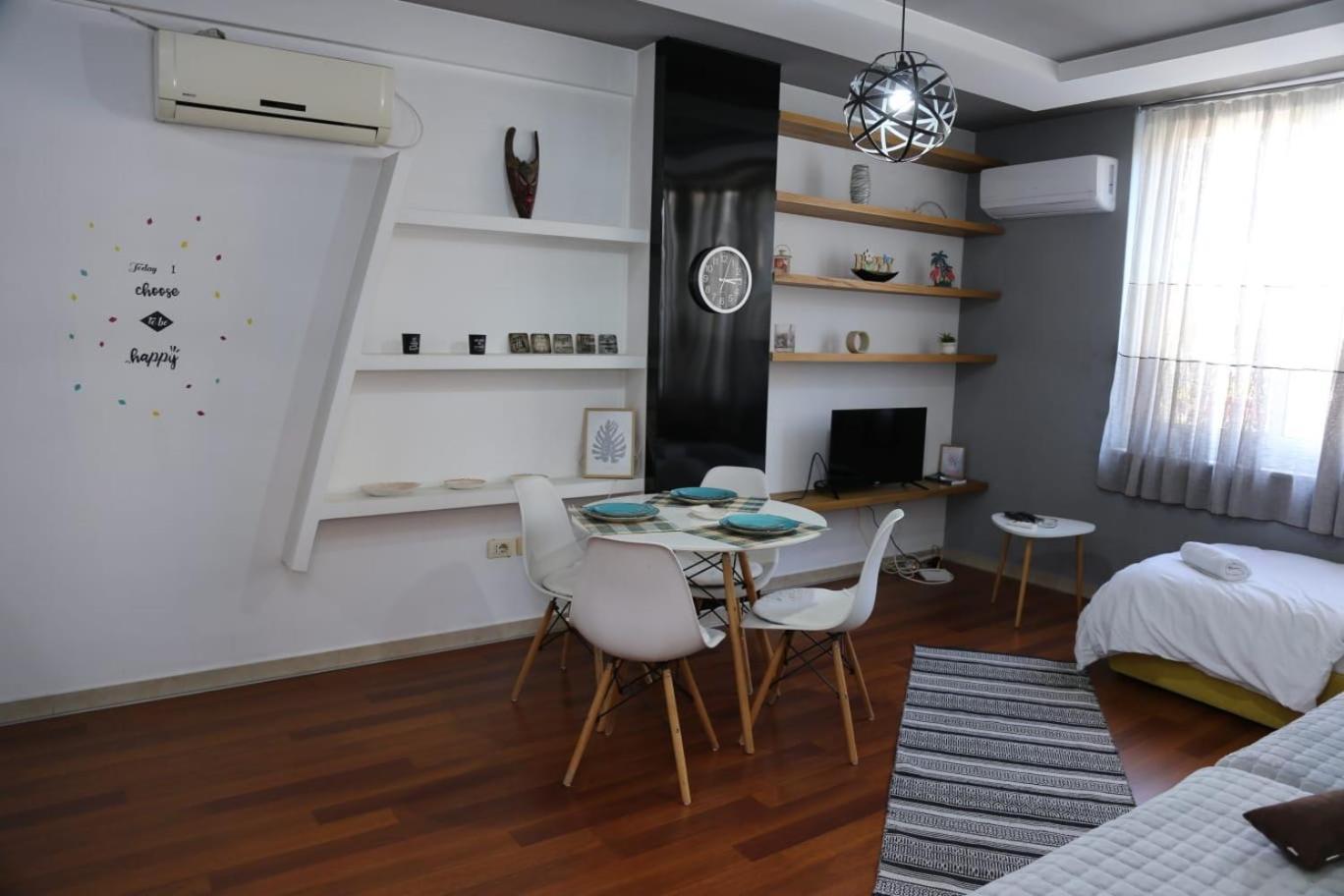 Ergi'S Host Apartment ティラナ エクステリア 写真