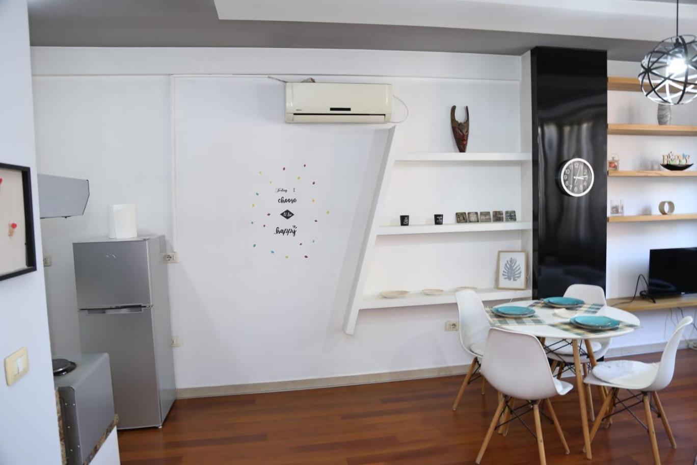 Ergi'S Host Apartment ティラナ エクステリア 写真