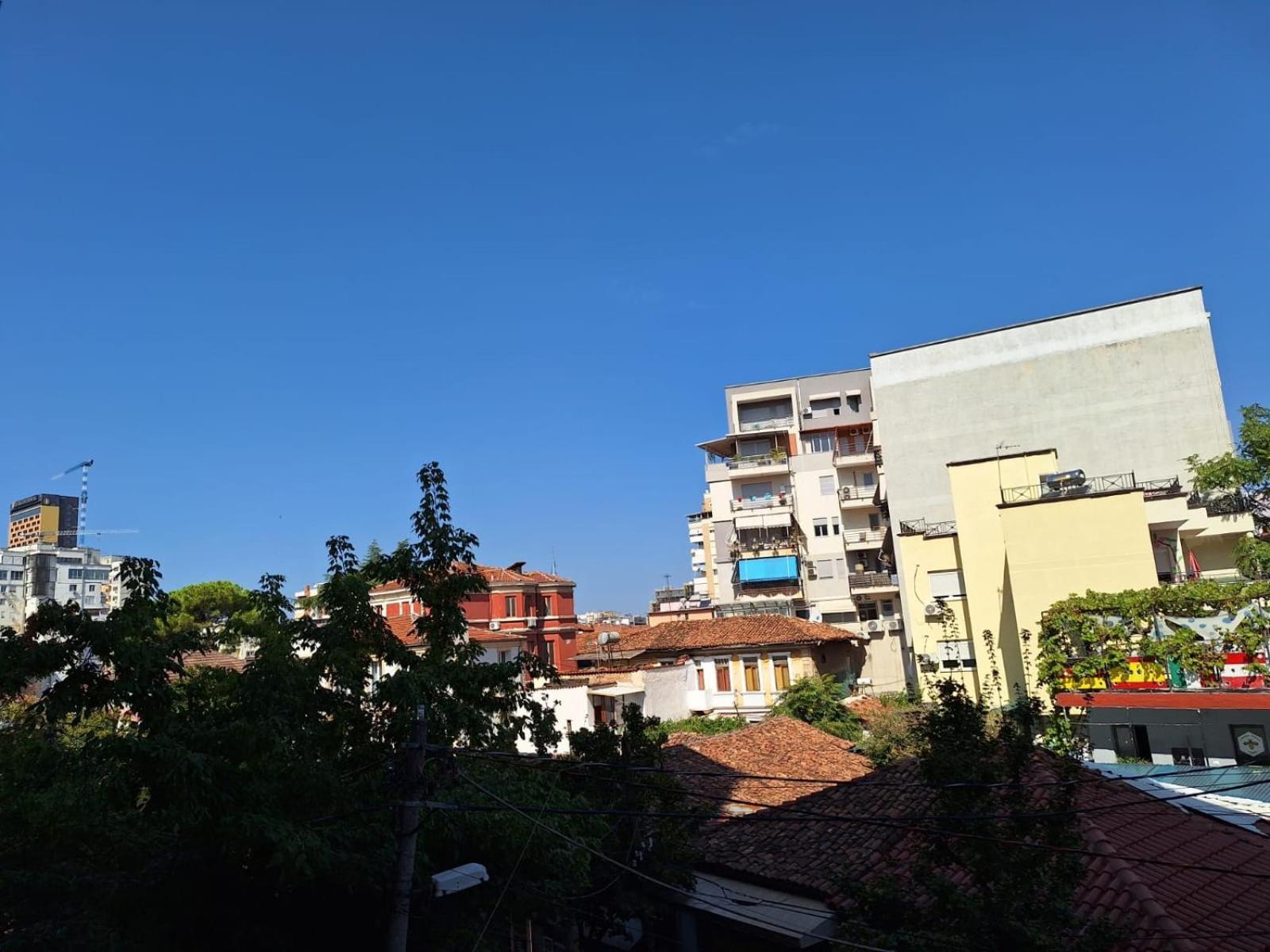 Ergi'S Host Apartment ティラナ エクステリア 写真
